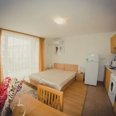 Golf Club 3* 阳光海滩